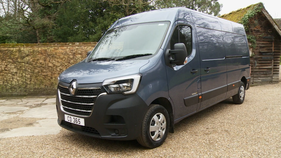 Renault Master - ML35dCi 130 Business Low Roof Chassis Cab