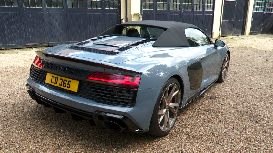 Audi R8 - 5.2 FSI [570] V10 Performance 2dr S Tronic RWD
