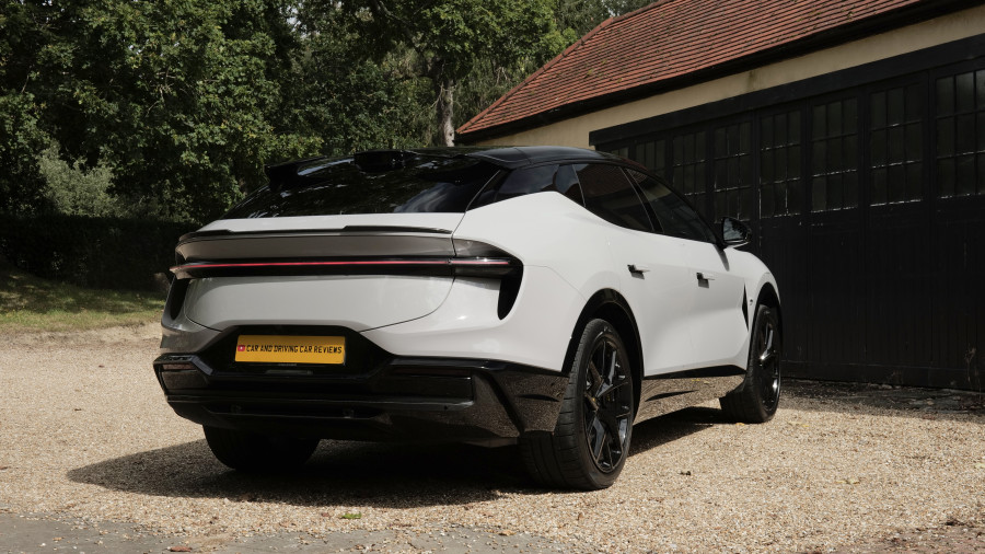 Lotus Eletre - 450kW 112kWh 5dr Auto