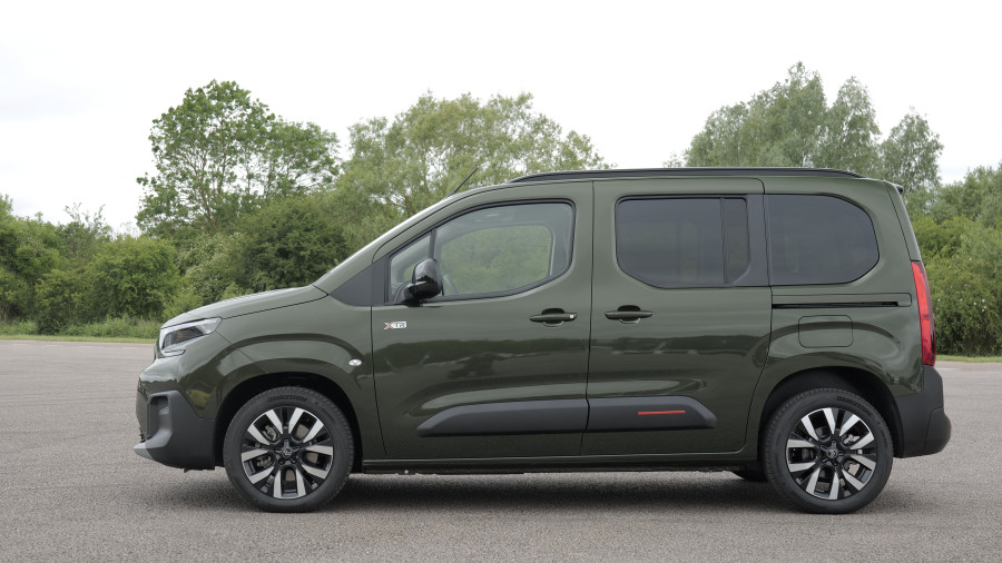 Citroen Berlingo - 1.5 BlueHDi 100 Plus XL 5dr [7 Seat/WAV]