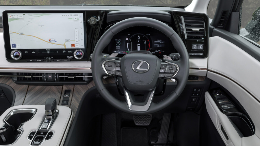 Lexus Lm - 350h 2.5 5dr E-CVT