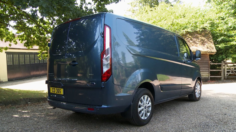 Ford Transit Custom - 2.0 EcoBlue 130ps High Roof Trend Van Auto