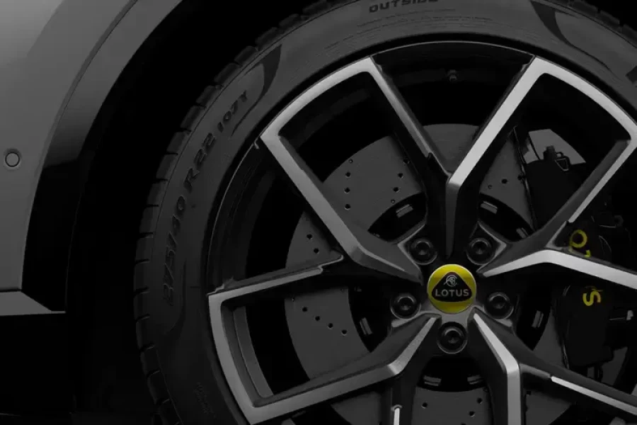 Lotus Eletre - 450kW 112kWh 5dr Auto
