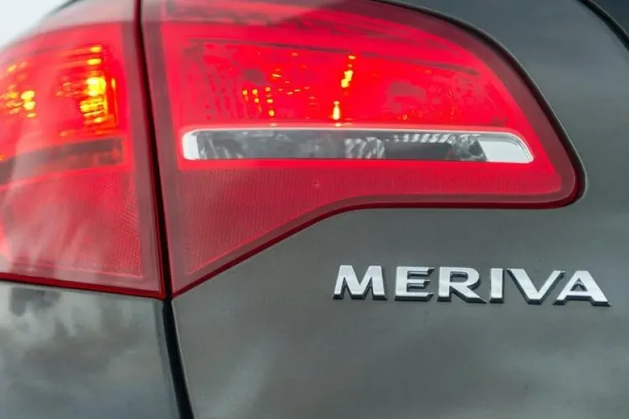 Volkswagen Transporter - 100kW 70kWh Commerce Plus Van Auto