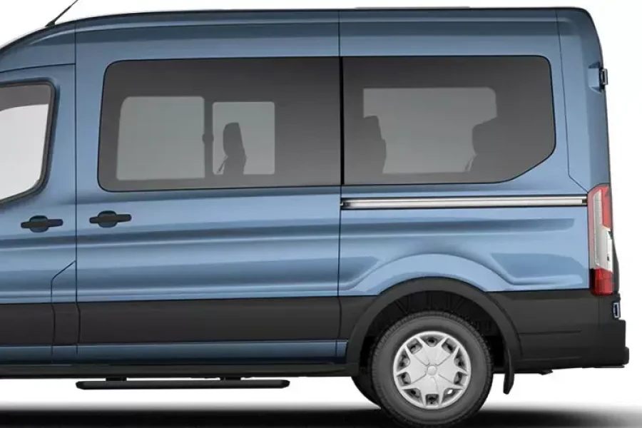 Ford Transit - 2.0 EcoBlue 165ps H3 17 Seater Trend
