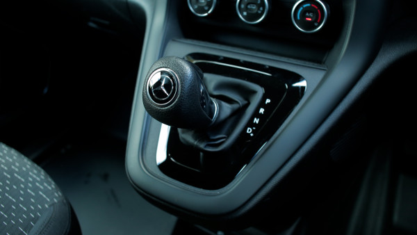 Mercedes-Benz Citan - 90kW 45kWh Premium Van Auto
