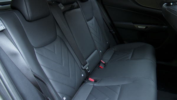 Lexus Nx - 350h 2.5 5dr E-CVT [Premium Pack]
