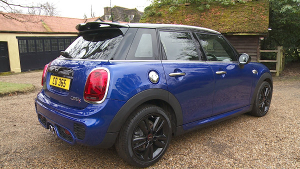 Mini Hatchback - 1.5 Cooper Classic Premium 5dr Auto