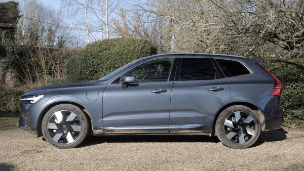 Volvo Xc60 - 2.0 T6 [350] PHEV Core Bright 5dr AWD Geartronic