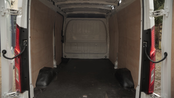 Maxus Deliver 9 - 2.0 D20 150 Lux High Roof Van