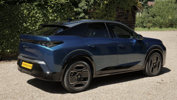 Peugeot 3008 - 157kW Allure 73kWh 5dr Auto