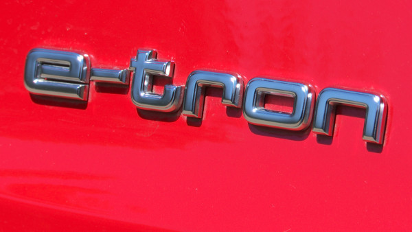 Audi E-Tron - 300kW 55 Qtro 95kWh Black Ed 5dr Auto C+S [22kWCh]