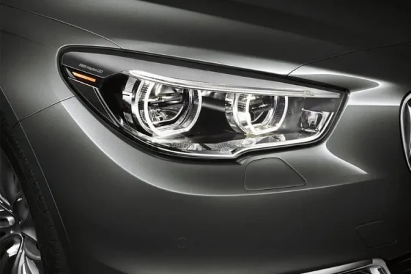 Renault Master - LM35 Blue dCi 150 Advance Medium Roof Van