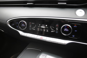 Genesis Gv70 - 2.2D [201] Luxury 5dr Auto AWD [Innovation Pack]