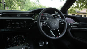 Audi Q8 - 370kW SQ8 Quattro 114kWh Black Ed 5dr Auto 22kW