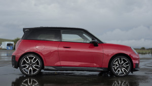 Mini Cooper - 160kW SE Sport [Level 2] 54kWh 3dr Auto