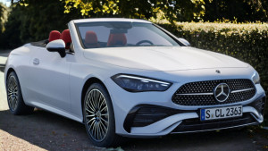Mercedes-Benz Cle - CLE 300 4Matic AMG Line Preimum Plus 2dr 9G-Tronic