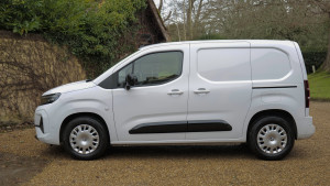 Vauxhall Combo Cargo - 1.5 Turbo D 130ps Pro H1 Van Auto